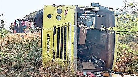 17 students hurt after college bus overturns at Prakasam district of Andhra Pradesh