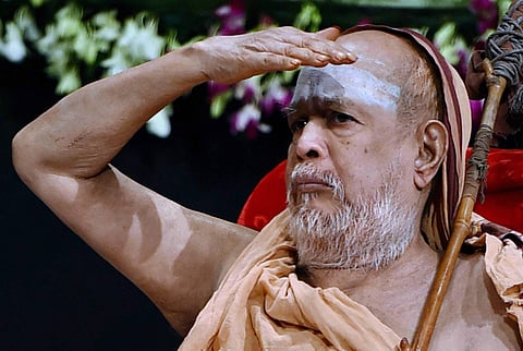 File photo of Kanchi Shankaracharya Jayendra 82 the 69th pontiff of the Kanchi Mutt died on Wednesday in Tamil Nadu's Kanchipuram. (PTI)