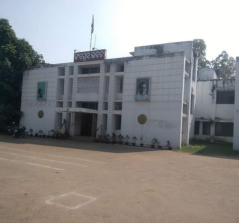 The Congress Bhawan wears a desereted look on Wednesday | Express