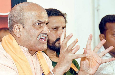 Sri Rama Sene chief Pramod Muthalik addresses media on Monday I Rajesh Shetty Ballalbagh