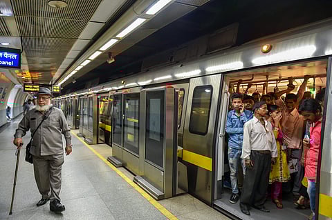 Platform Screen Doors PSD have become operational at Chandni Chowk and Chawri Bazar metro station on the yellow line from today to enable crowd management and prevent potential suicide. | PTI