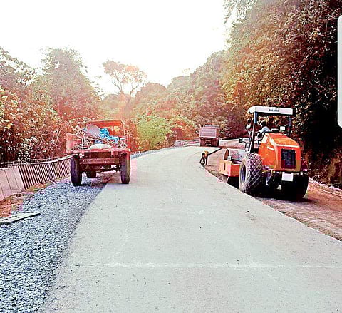 Concretisation work under way on Shiradi Ghat on NH 75 | Express