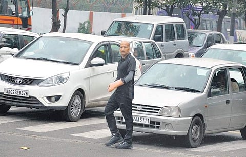 Basant Rath, J&K IG Traffic, has become a thorn for those used to VIP culture.