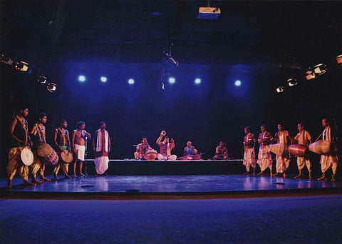 A band to bond with folk music