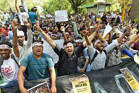 SSC students protesting against the 'SSC paper leak scam'. | PTI