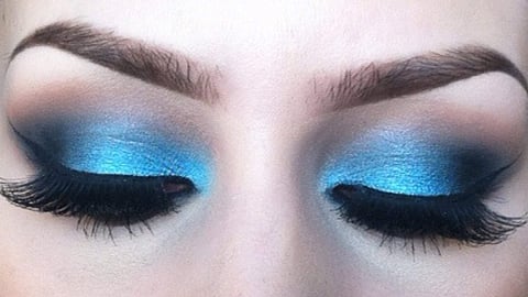 The boldest beauty trend of 2018 - Blue eyeshadow