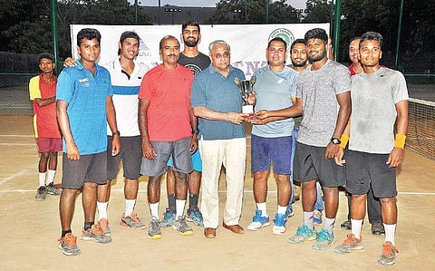 Somdev Devvarman (second from right) with members of the MCC A team