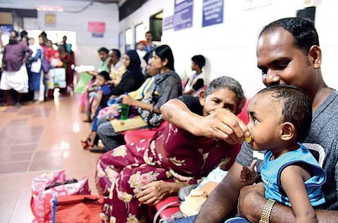 With only one OP facility functioning in the Ernakulam General Hospital following the indefinite strike called by a section of doctors, the patients had to wait for long hours for consultation | Albin Mathew
