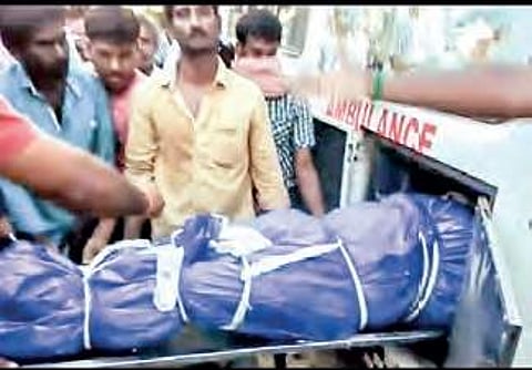 East Godavari SP Vishal Gunni made arrangements for handing over the body to Bala Nageswara Rao’s relatives | EXPRESS