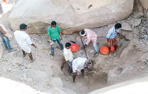 Workers excavate in and around Chennampalli Fort (inset) on the orders of Revenue Department officials in Kurnool | Express