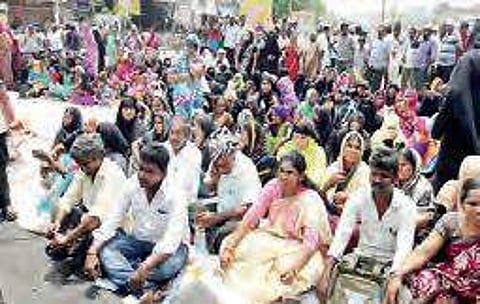 Andhra Pradesh's Dachepalli seethes with anger over rape of minor girl