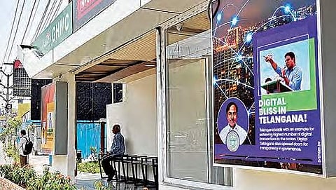 The AC bus shelter at Shiplaramam wears a deserted look | Vinay Madapu