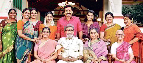 A still from the movie 'Kadaikutty Singam'