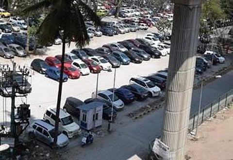Mysore Road Metro station parking