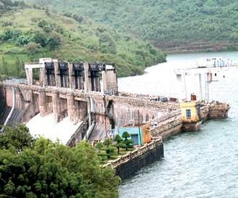 Karnataka: Farmers cheer as reservoir reaches max level