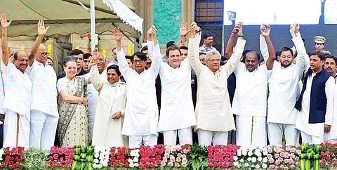 (From left) Sharad Pawar, Sonia Gandhi, Mayawati, Ajit Singh, Rahul Gandhi, Sitaram Yechury, HD Kumaraswamy, Tejashwi Yadav and Akhilesh Yadav at the swearing-in ceremony of the Congress-JD(S) government in Bengaluru. | PTI