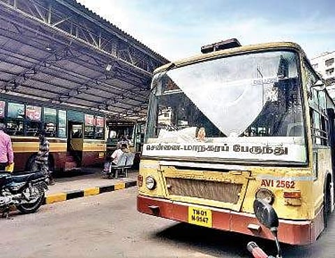 41D is one of the few buses that connects Avadi to many city colleges