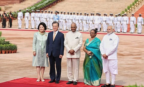 South Korean President Moon received by Modi, Kovind at Rashtrapati Bhavan.(Shekhar Yadav | EPS)