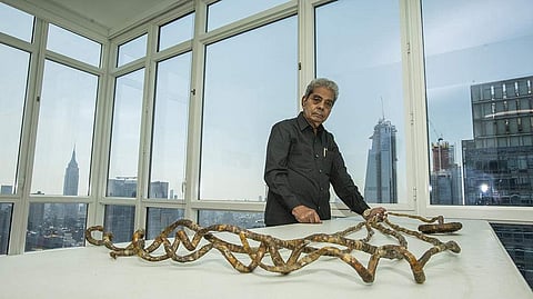 Shridhar Chillal had been growing nails since 1952 | (Photo | Ripley's Believe it or Not)