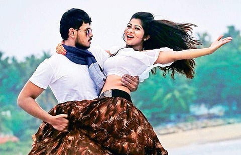 Nagendra Prasad turns villain for 'Koothan'