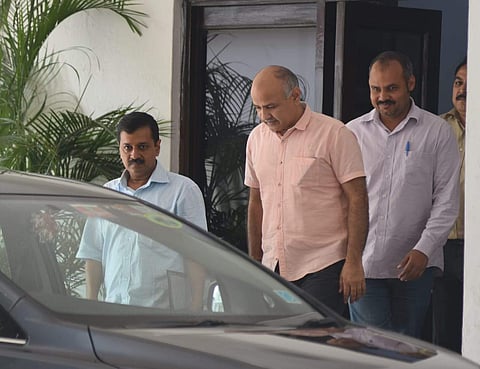 Delhi Chief Minister Arvind Kejriwal and Deputy Chief Minister Manish Sisodia met Lieutenant Governor Anil Baijal at Raj Niwas. (EPS | Parveen Negi)