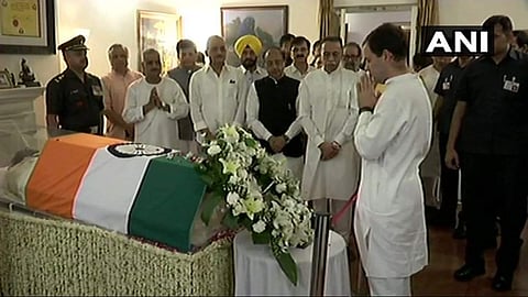 Congress President Rahul Gandhi pays tribute to former Prime Minister Atal Bihari Vajpayee at his residence in Delhi. | ANI
