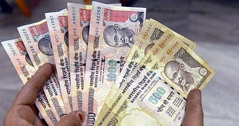 Demonetised currency notes of Rs 500 and 1000.