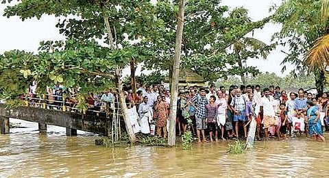 Pandanad Town cries for help, water level not receeding