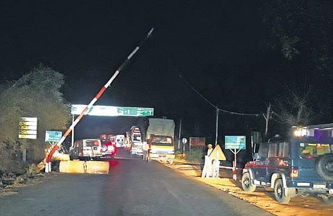 Night traffic ban on NH-212 in Bandipur Tiger Reserve is in effect from 9 pm to 6 am | Express