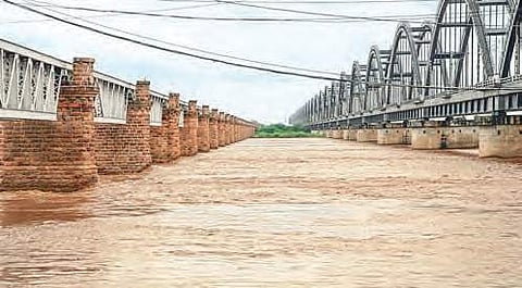 Dowleswaram Barrage in Rajamahendravaram on Monday | Express