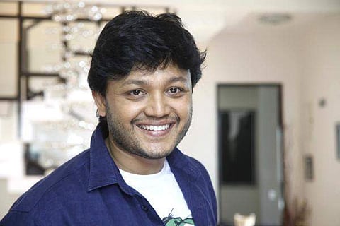 Ganesh starts shoot for 'Gimmick'
