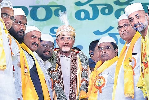 Chief Minister N Chandrababu Naidu being felicitated during Nara Hamara TDP Hamara programme at Guntur on Tuesday | Express
