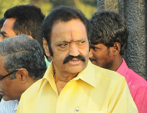Actor-politician Nandamuri Harikrishna--son of late Andhra Pradesh chief minister N T Rama Rao-- died in a road accident in Nalgonda on 29 August morning.