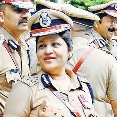 Gutsy IPS officer Roopa modelsfor fashion label