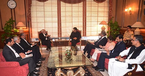 Visiting Iranian foreign minister Javad Zarif with Pakistan PM Imran Khan. (Photo: Twitter)