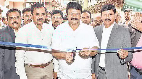 Animal husbandry minister Talasani Srinivas Yadav (centre) inaugurates the Express Property Expo organised by The New Indian Express in Hyderabad on Saturday.