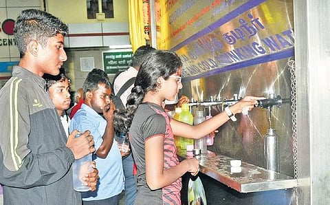 Passengers using the new drinking water plant at Central | D SAMPATHKUMAR