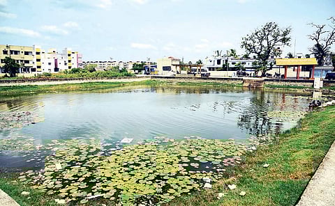 The Gangai Amman Koil Kulam in Sholinganallur