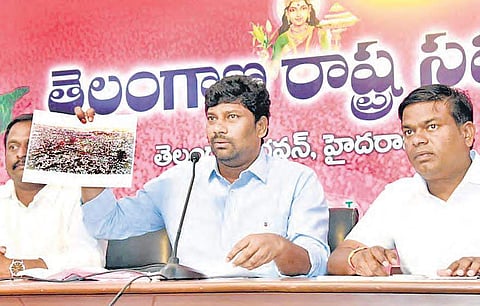 TRS MP Balka Suman addresses the media during a press conference at Telangana Bhavan on Monday | Express