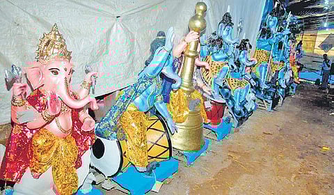 made by Kolkata artists