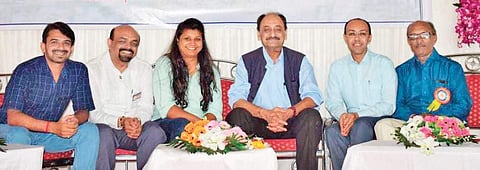 Tracking personality traits by reading fingerprints