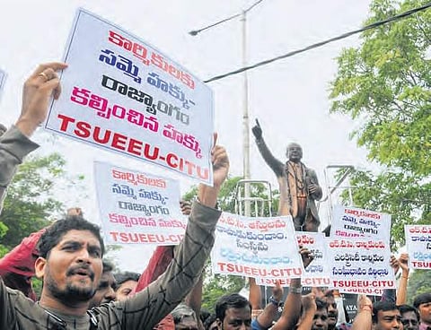 TSRTC employees continue their strike (Photo |EPS)