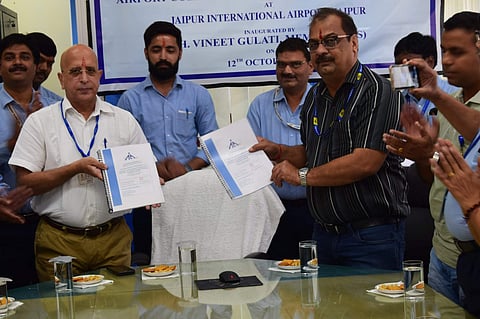 The Airport Collaborative Decision Making project of Airport Authority of India (AAI) is a common information sharing platform.