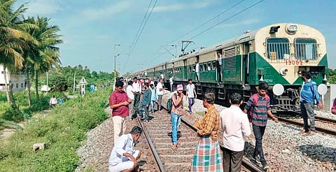 File photo of a train along Jolarpet-Arakkonam route| EPS