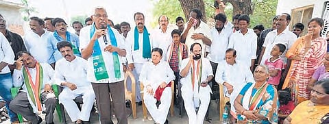 TJS chief M Kodandaram campaigns for Congress candidate N Padmavathi in Huzurnagar on Monday