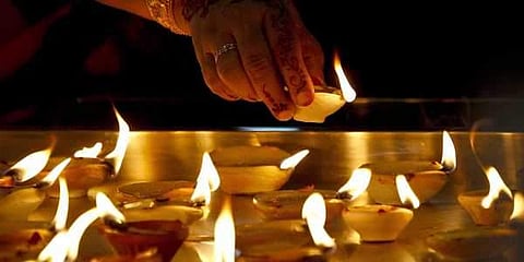 Image of diyas used for representational purpose only.