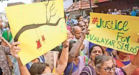 Various organisations protest at Kidson Corner at Mananchira in Kozhikode, demanding justice for the girls in the Walayar case | Manu R Mavelil