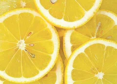 This citrus fruit is low in calories