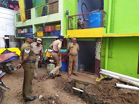 National Investigation Agency (NIA) officials raid locations in Coimbatore following inputs about an Islamic State-inspired terror module in the city. (Photo | U Rakesh Kumar, EPS)