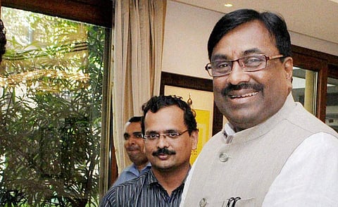 Maharashtra Finance Minister Sudhir Mungantiwar (File | PTI)